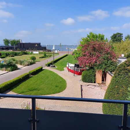 Ferienwohnung Haus Strandglueck - Urlaub Mit Blick Auf Den Duemmer See Lembruch Exterior foto